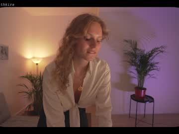 girl chillwithkira image #2011655