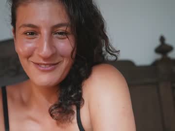 girl annareyle image #2134163