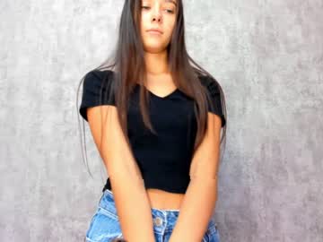 girl amandamedrano image #2776680