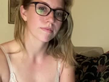 girl bekalikesit image #2889448