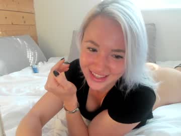 girl xtina__ image #2810888
