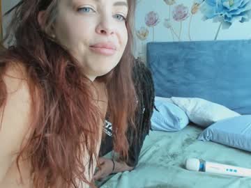 girl carliescott_meow image #3632681
