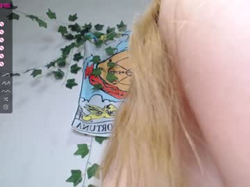 girl shycinderella image #3573334