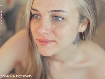girl mia_milagros image #1926645