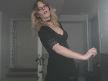 girl crimsonxrapture image #1151254
