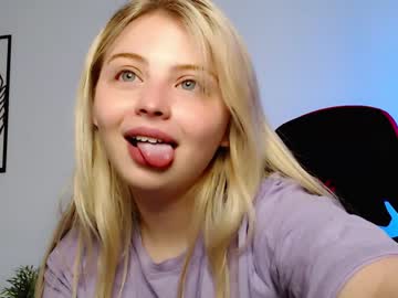 girl shy_blondiee image #3775643