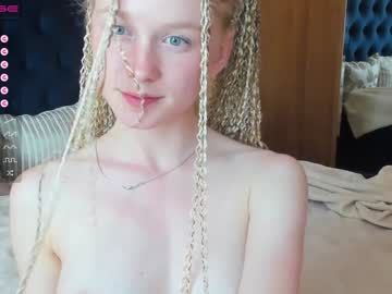 girl shyy_lallyy image #2052283