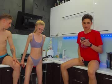 couple triple_crystal image #2022043