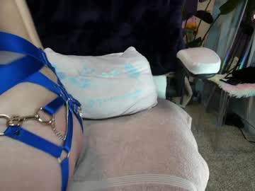 girl pr3ttyp1nkpussy image #2996979