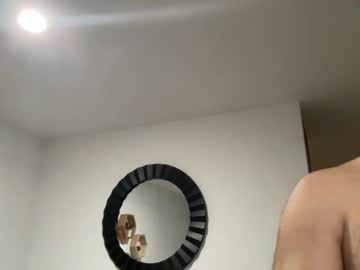 thony_grey naked cam