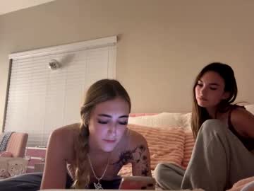 ohskye naked cam