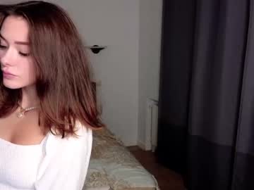 girl predatory_eyes image #3976146