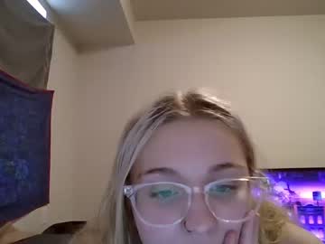 girl shortnsweetie image #3964755