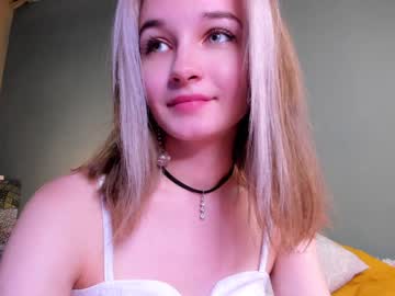 girl joanbravvo image #2105476