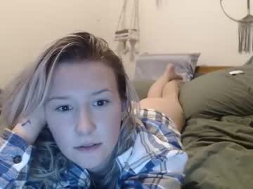 chloesmith777 naked cam