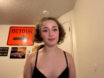 girl lillianpoach image #4035843