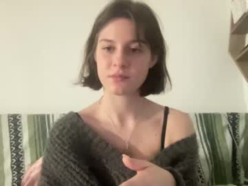 girl nevsinclaire image #3971854