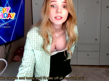 girl _passion_show_ image #2019324