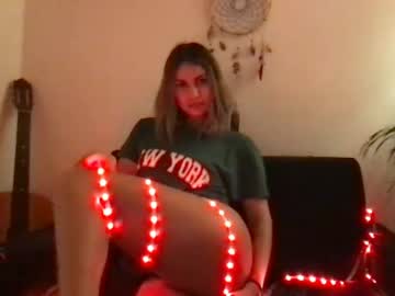 agatha_villalobos naked cam