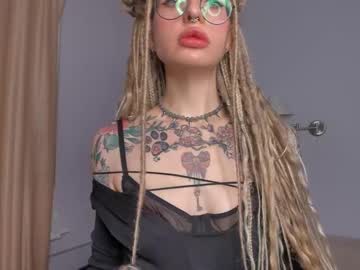 anabelmoons naked cam