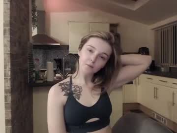 girl lucydelovely image #3482963