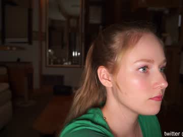 girl artesoft image #2494017