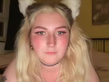 lulababy23 naked cam