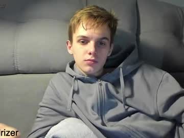 man horny_jerk_roy_prick2001 image #1280213