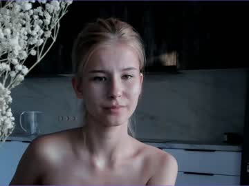 girl juliaberrin image #2264397
