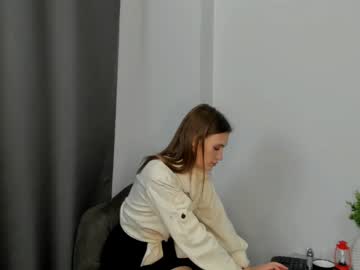 juliamoorea naked cam