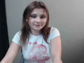 girl relax_nina image #925015