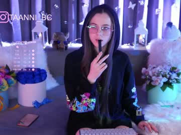 girl taanni_bc image #3600036