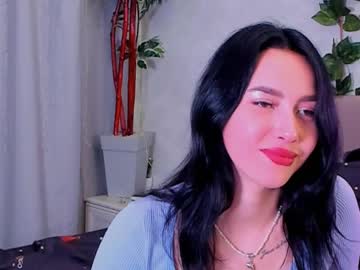 mad_queen naked cam