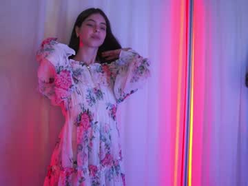 girl hannasthesia image #3719402