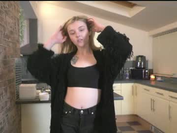 girl lucydelovely image #3611327