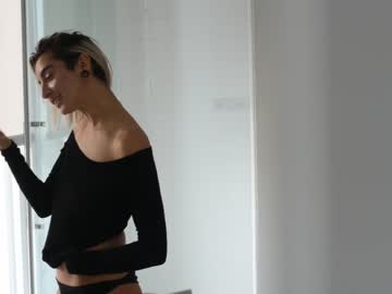 girl lizmreow image #3388544