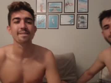 twinkriki naked cam