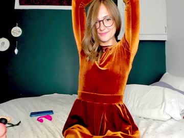 girl innocentprovenguilty image #2680910
