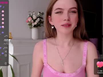 girl small_blondee image #1850287