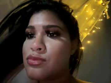 dellagoldxxx naked cam