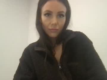 girl hornypetitegirl77 image #1759233