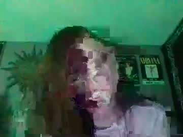 babygiirllayla naked cam