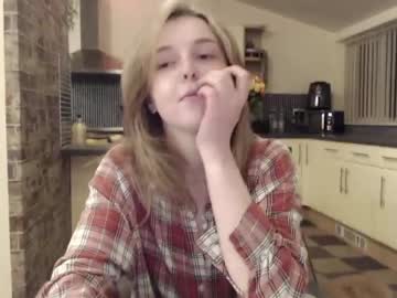 girl lucydelovely image #3518419