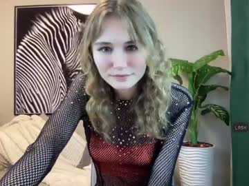 girl pae0n1a image #2679930