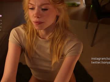 girl sonyaplush image #3176741
