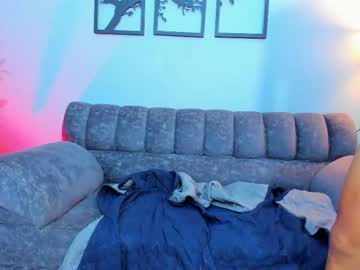 couple dubairoom_sexgirl image #3945504