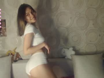 girl julia_jellyfish image #4031161