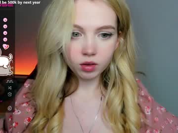 girl small_blondee image #3704332