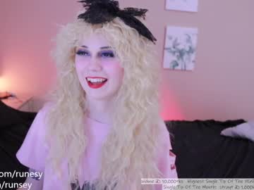 girl runesy image #1984904