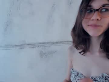 girl maureenbruster image #3989247